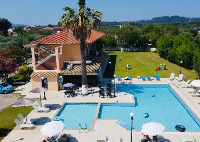 Banos Apartments And Swimming Pool