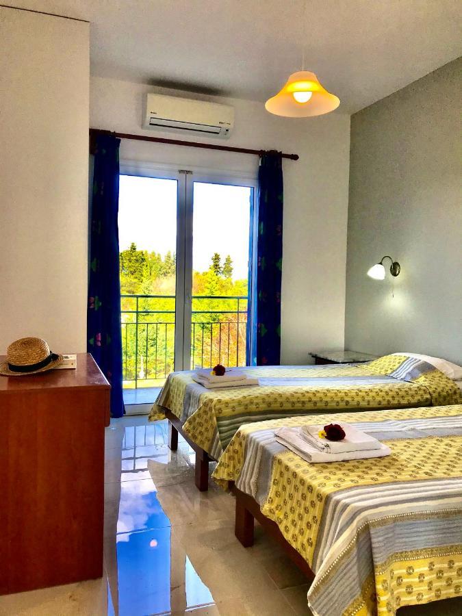 Banos And Swimming Pool Appartement