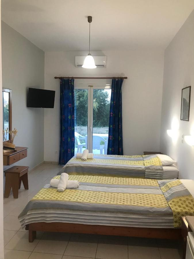Apartment Banos And Swimming Pool