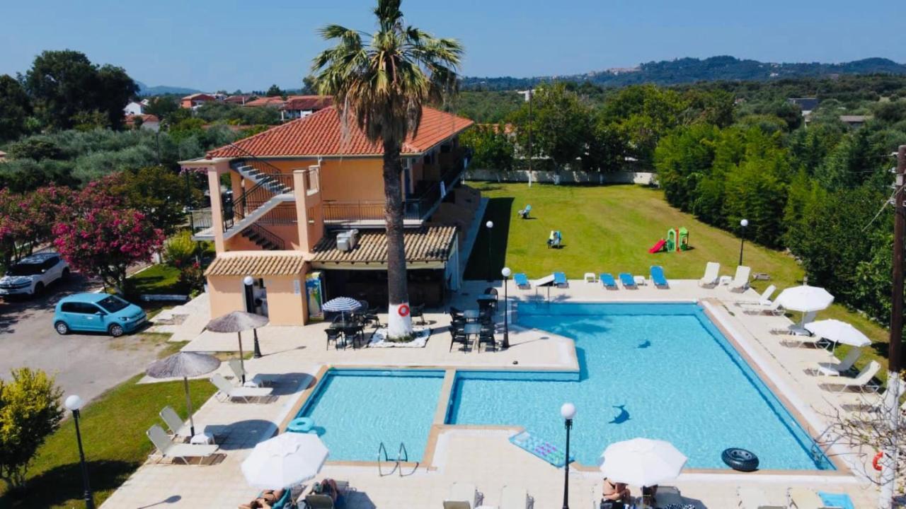 Apartment Banos And Swimming Pool Roda (Corfu)