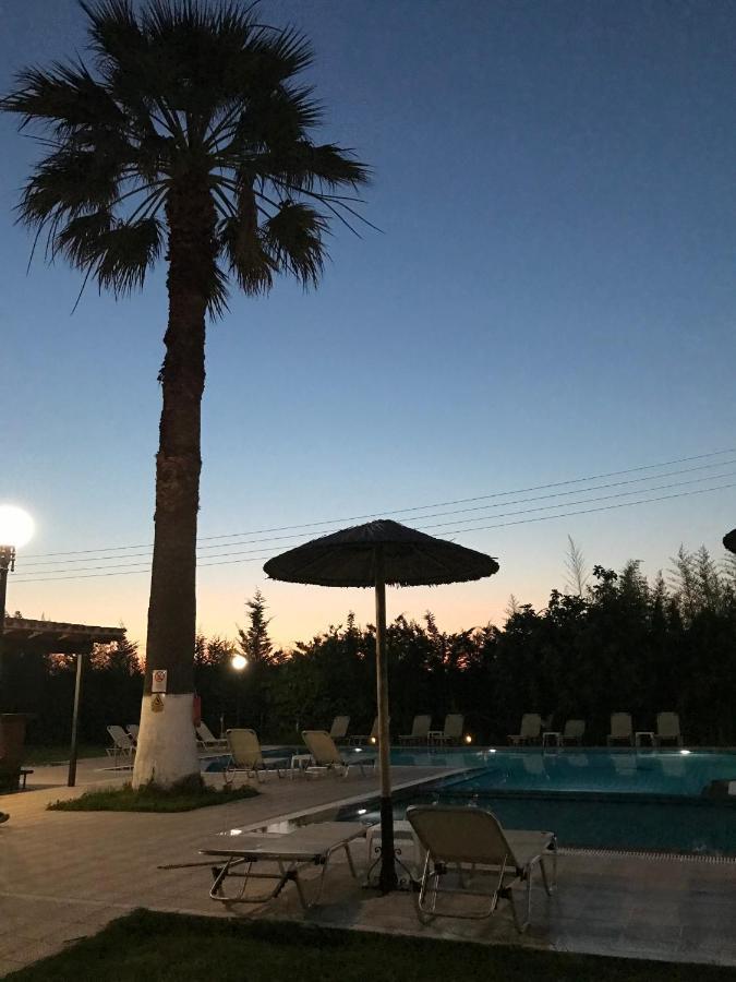 Banos And Swimming Pool * Ρόδα